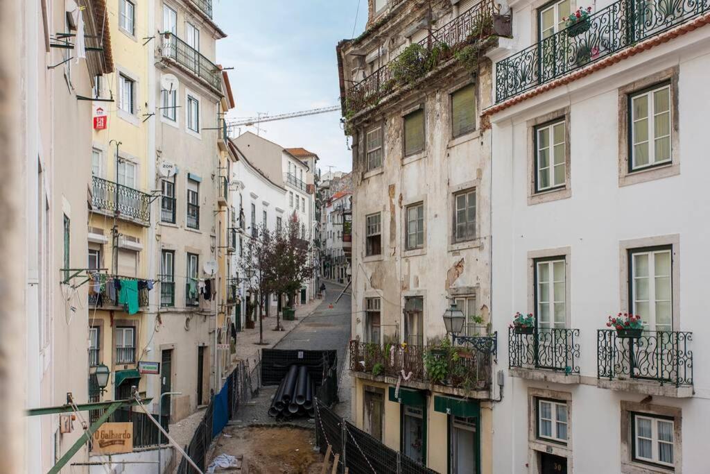 Inloveapartments - Cool Loft At Alfama Lisbon Exterior photo