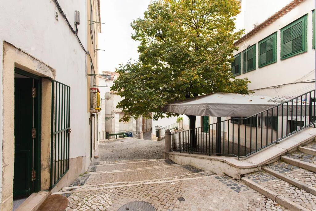 Inloveapartments - Cool Loft At Alfama Lisbon Exterior photo